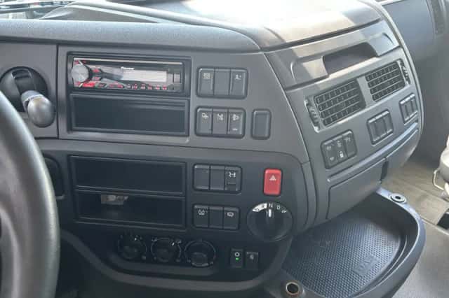 DAF XF (2017) thumbnail 6
