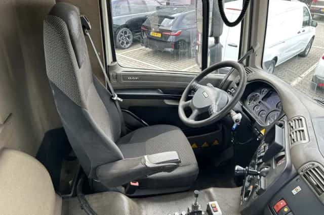 DAF CF (2012) thumbnail 4