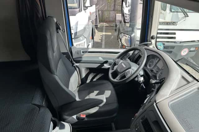 DAF XF (2018) thumbnail 3