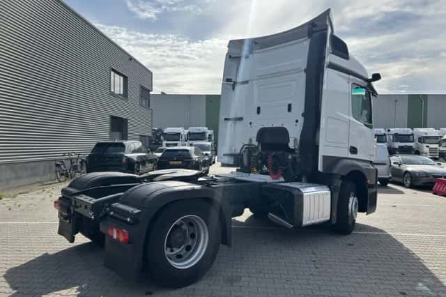 Mercedes-Benz Actros (2025) thumbnail 2