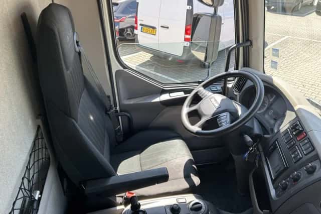 DAF LF (2022) thumbnail 3