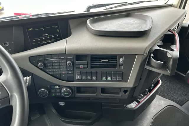 Volvo FH (2018) thumbnail 5