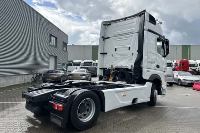 Mercedes-Benz Actros L (2023) thumbnail 2
