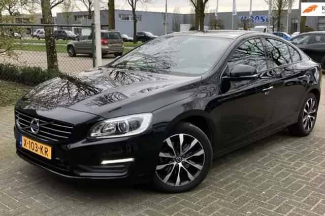 Volvo S60 (2019) thumbnail 1