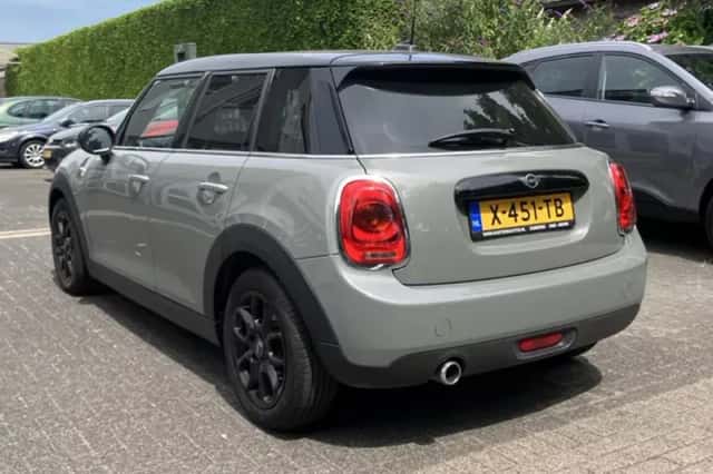 MINI Cooper (2018) thumbnail 4