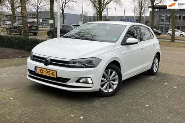 Volkswagen Polo (2021) thumbnail 1