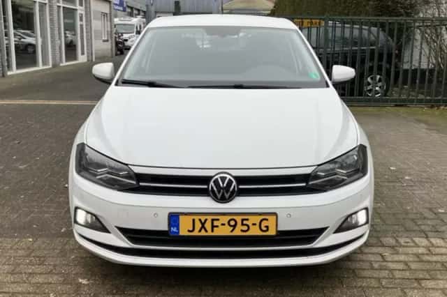 Volkswagen Polo (2021) thumbnail 2