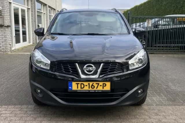 Nissan Qashqai (2013) thumbnail 2