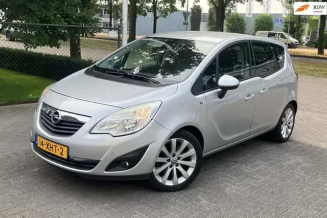 Opel Meriva (2011) thumbnail 1