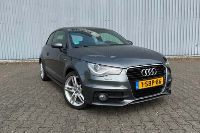 Audi A1 (2013) thumbnail 1