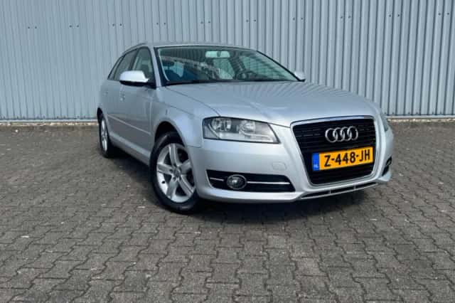Audi A3 (2011) thumbnail 1