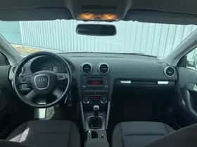 Audi A3 (2011) thumbnail 2