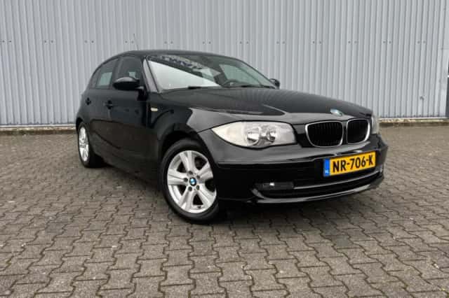 BMW 1-Serie (2009) thumbnail 1