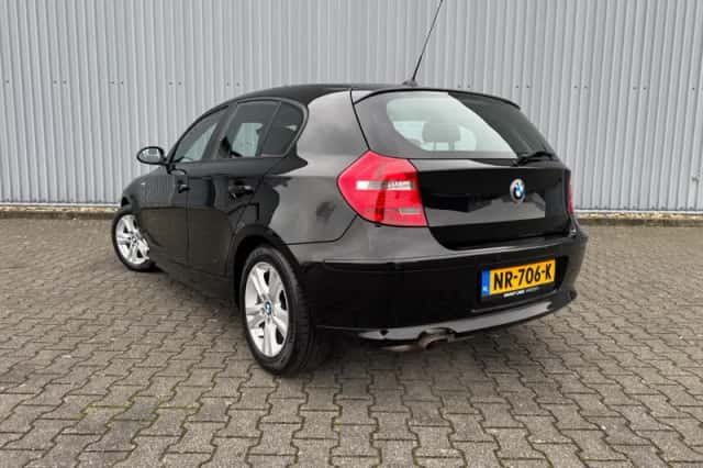 BMW 1-Serie (2009) thumbnail 3