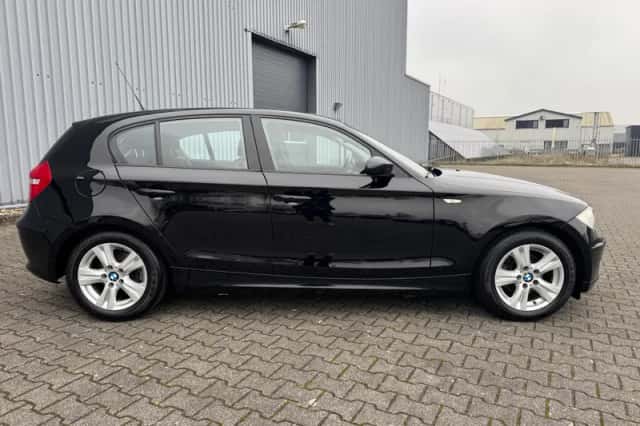 BMW 1-Serie (2009) thumbnail 6