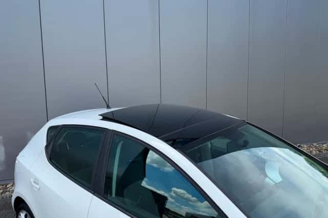 SEAT Ibiza (2009) thumbnail 2