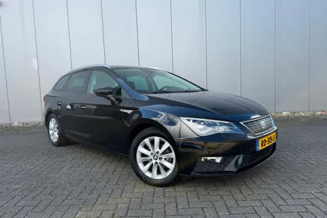 SEAT Leon (2017) thumbnail 1