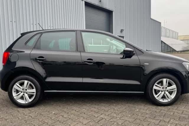 Volkswagen Polo (2014) thumbnail 6