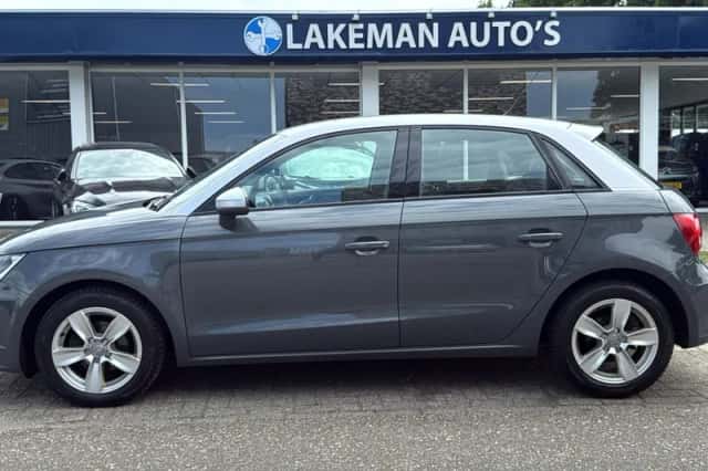 Audi A1 (2017) thumbnail 2