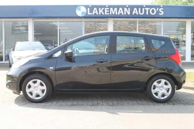 Nissan Note (2015) thumbnail 2