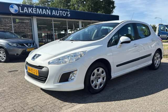 Peugeot 308 (2012) thumbnail 1