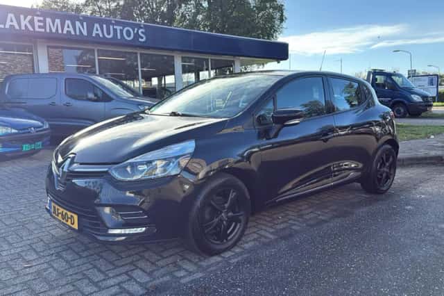 Renault Clio (2018) thumbnail 1