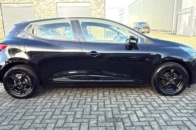 Renault Clio (2018) thumbnail 6