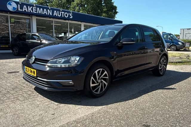 Volkswagen Golf (2020) thumbnail 1