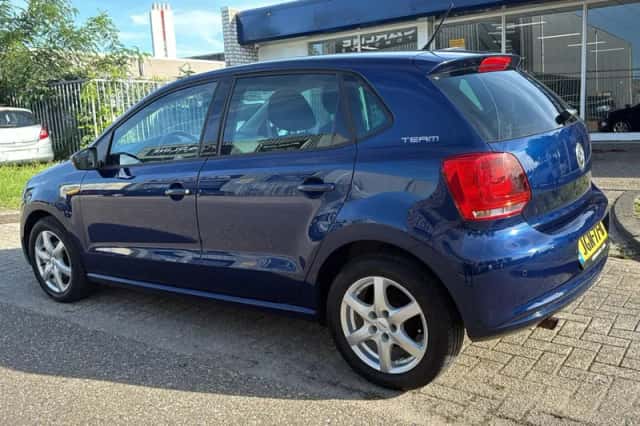 Volkswagen Polo (2011) thumbnail 3