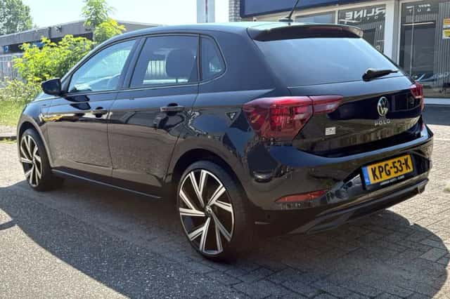 Volkswagen Polo (2022) thumbnail 3