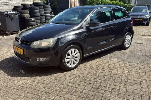 Volkswagen Polo (2011) thumbnail 1
