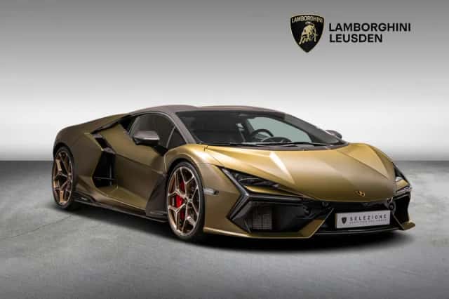 Lamborghini Revuelto (2025) thumbnail 1