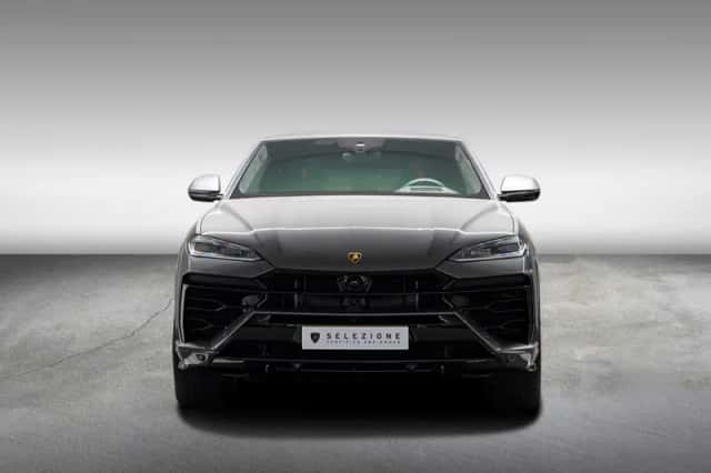 Lamborghini Urus (2025) thumbnail 5