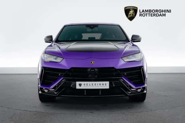 Lamborghini Urus (2025) thumbnail 4