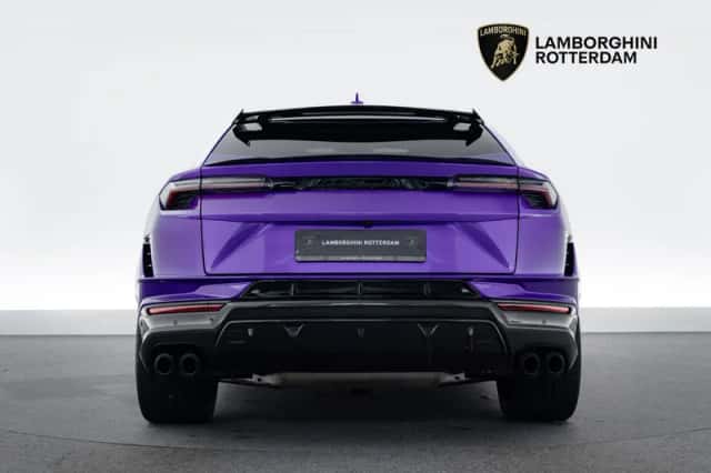 Lamborghini Urus (2025) thumbnail 5