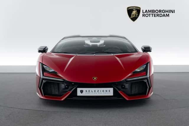 Lamborghini Revuelto (2025) thumbnail 6
