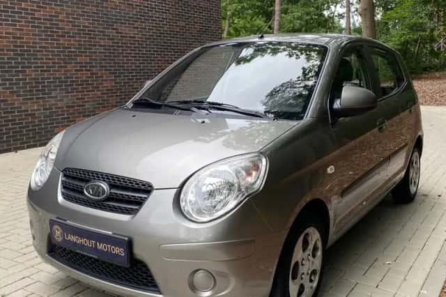 Kia Picanto (2009) thumbnail 3