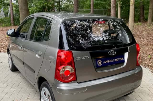 Kia Picanto (2009) thumbnail 6