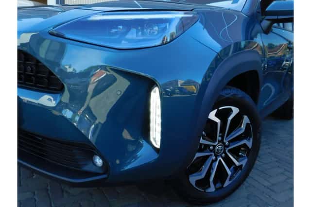 Toyota Yaris Cross (2025) thumbnail 2