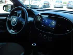 Toyota Aygo X (2024) thumbnail 2