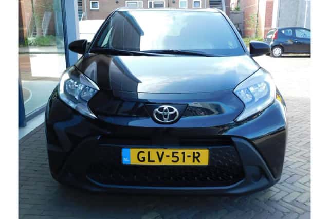 Toyota Aygo X (2024) thumbnail 4