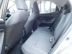 Toyota Yaris (2024) thumbnail 13