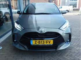 Toyota Yaris (2024) thumbnail 3