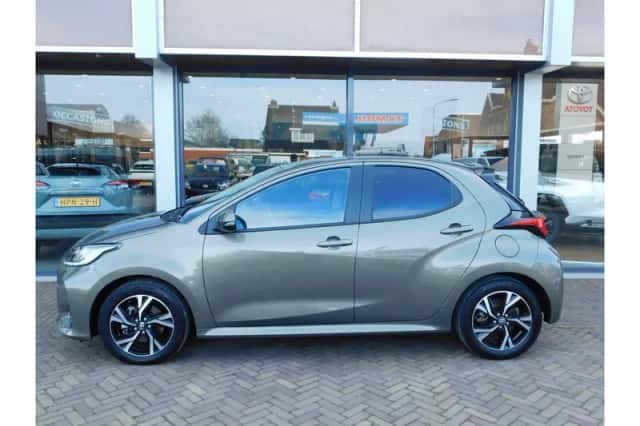 Toyota Yaris (2024) thumbnail 4