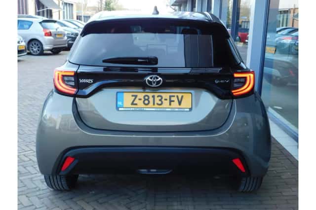 Toyota Yaris (2024) thumbnail 5