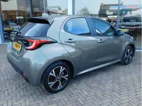Toyota Yaris (2024) thumbnail 6