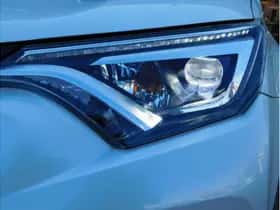 Toyota RAV4 (2019) thumbnail 3