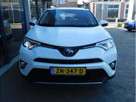Toyota RAV4 (2019) thumbnail 4