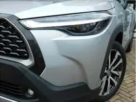 Toyota Corolla (2024) thumbnail 2
