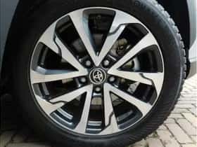 Toyota Corolla (2024) thumbnail 9